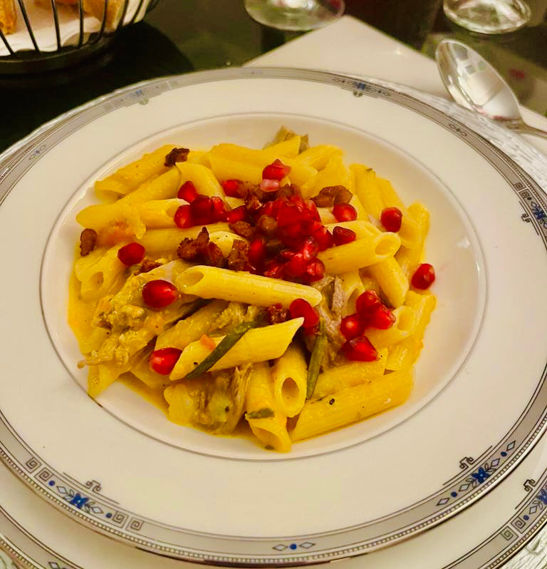 Pasta-mit-Enten-Ragout-mit-Orange-und-Granatapfel-mit-hermina-tomatensauce