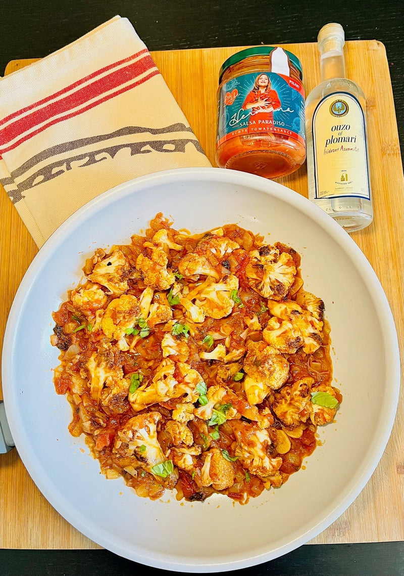 Blumenkohl-auf-griechische-Art-gebraten-mit-Tomatensauce-und-Zimt