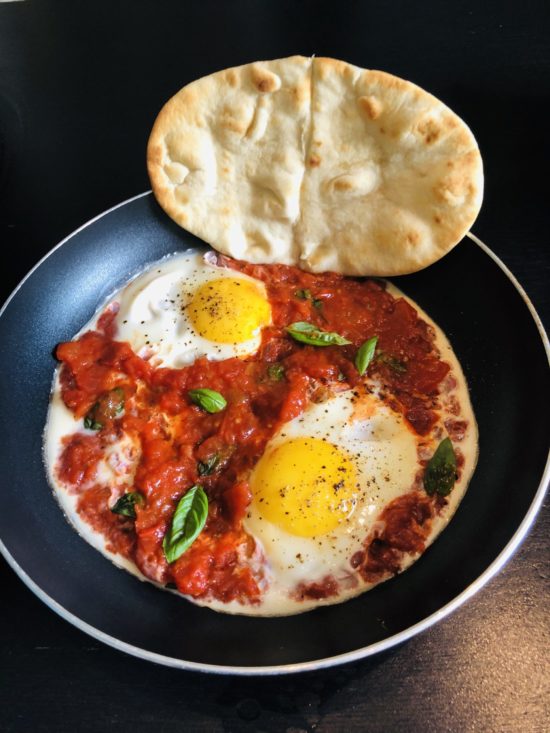 Spiegeleier-auf-Tomatensauce-uova-al-purgatorio