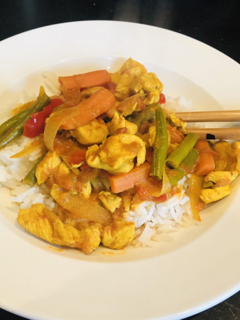 Hähnchen-Curry-freestyl-Hermina-Tomatensauce